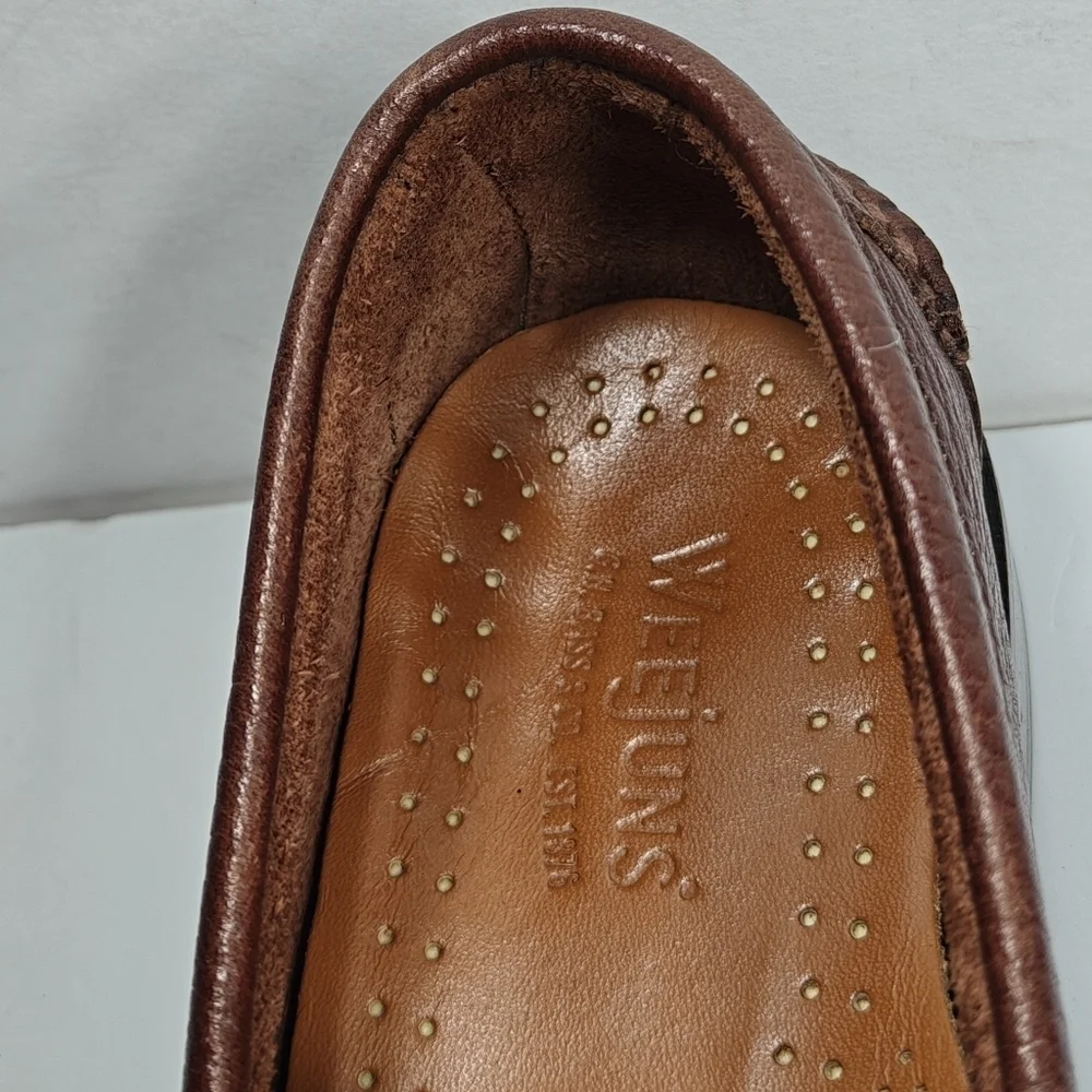 G.H Bass Weejuns Bass Bran Slip on Loafers Buckle Detail Brown Preppy Men's 7